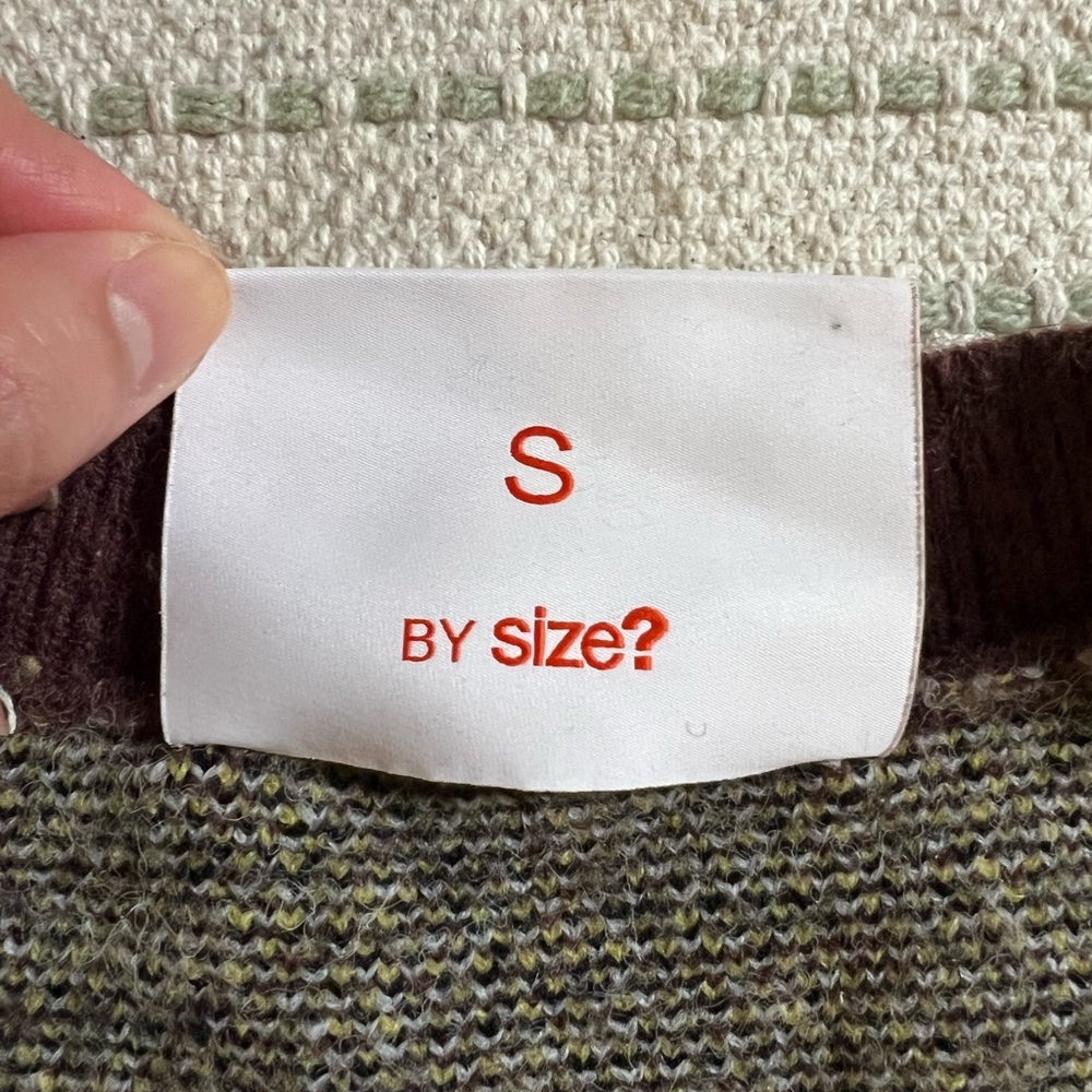 Daisy Cardigan - Picture 3 of 9